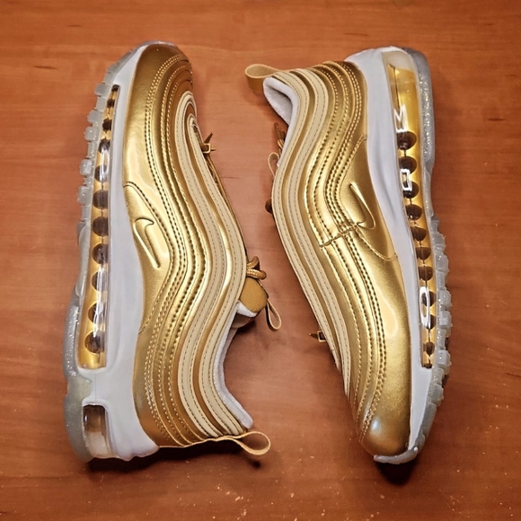 Nike Air Max 97 LX Metallic Gold - Picture 5 of 6
